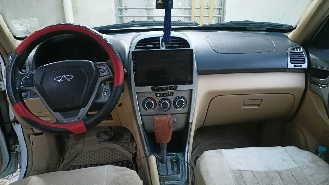 سلام عليكم ورحمت الله 
تيكو 2013محور. محرك 2000كير ميكانيك  
جاهزه السياره. رقم بصره شاشه كامره  لايت زنون 
تخم تاير جديد 
السعر ٦٨ بيها مجال. مكان ذي قار الشطرة 
***********
