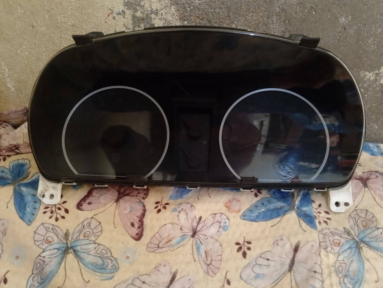 سلام عليكم شباب عينه النتره ليزريه البيع العنوان ب العماره رقم الهاتف ***********
