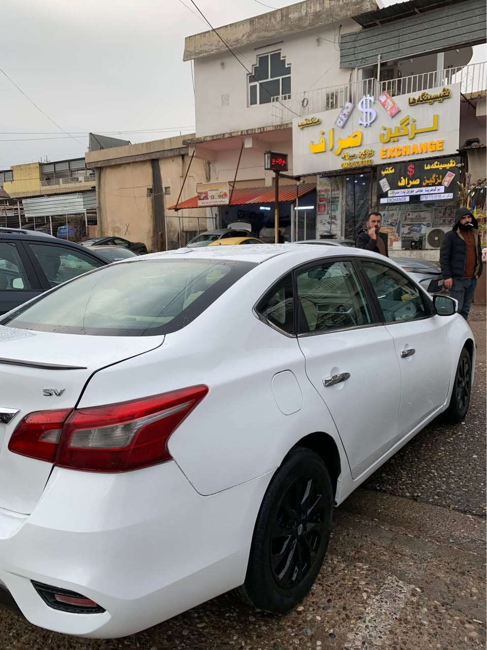 نيسان سنتره 
موديل 2019
مواصفات SV
فقط بونند صبخ 
بيدون دواخل بيدون اربك 
جاملغ خلفي بارد دواخل 
كير محرك شرط 
سعر 115 
مكان عقره 
رقم بي وتساب *********** دهوك, العراق
