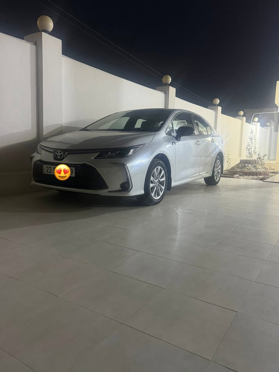 كورلا 25ماشيه 10الف مكفوله عدا هاي الي بالباب تحويل ثاني يوم سعرها 195 بيها مجال ***********
