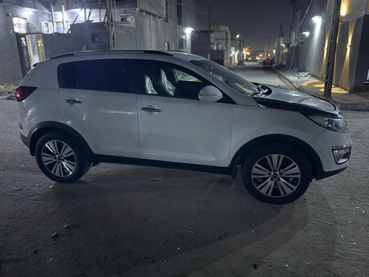 كيا سبورتج 2105 مكفوله باسمي سياره جاهزه
***********
