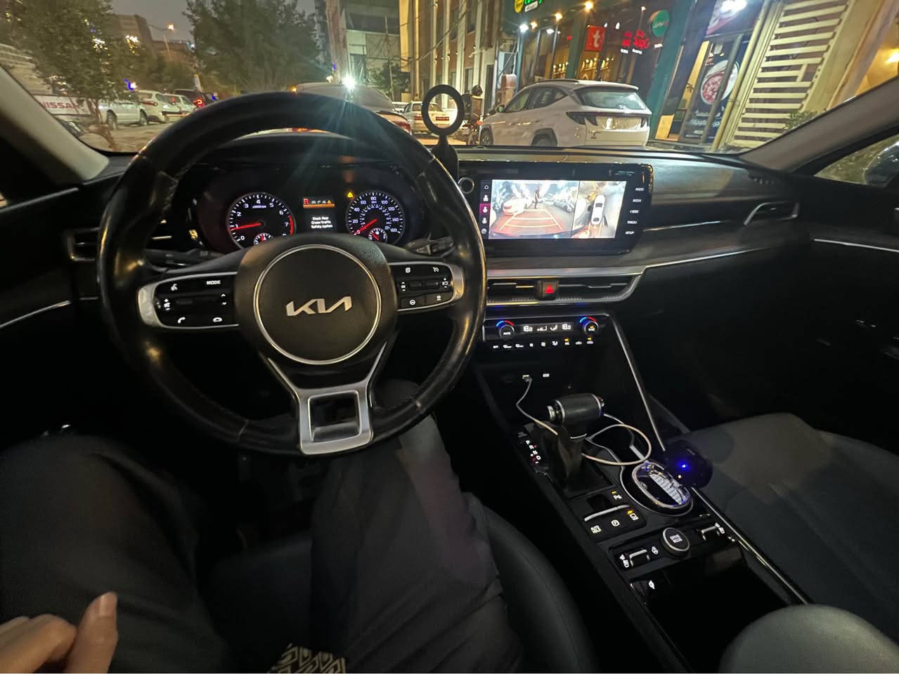 كيا K5 موديل 2022 فل كامل EX بانوراما
 • الفئة: EX 
 • سقف بانوراما
 • 5 كاميرات (360°)
 • رادارات أمامية وخلفية وجانبي 
 • حساسات (360)
 • نظام المحافظة على المسار
 • قيادة شبه ذاتية
 • مقاعد جلد
 • تدفئة وتبريد المقاعد
 • تشغيل عن بُعد + ترحيب
 • مرآة تعتيم أوتوماتيك
 • بصمة دخول وتشغيل 
    . ماشيه =70 km
.  مري قلاب 
  .  

الحالة:
حادث خفيف – صبغ بس البنيد 
الشاصي سليم 100%
الإرباك سليم 
لا يوجد أي قطعه تبديل 

السيارة نظيفة جداً وجاهزة للاستخدام
السعر = 175
رقم = ***********
