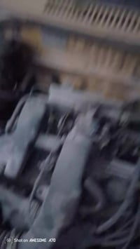 سلام علكم سيارة سائبة لبيع عنوان بغداد  موديل 13  هذا رقمي 07710303403