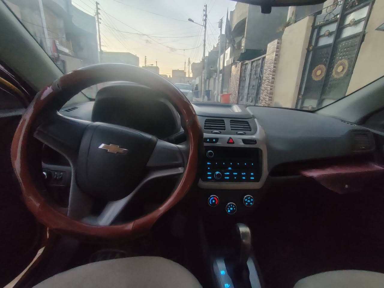سيارة للبيع
سلام عليكم شوفر كوبلت الشركة العامة للسيارات 
موديل ٢٠١٨
 اللون اصفر تكسي 
رقم بغداد
مصفرة ( غرامات -هيئة)
تحويل ثاني يوم
للأستفسار 
***********

