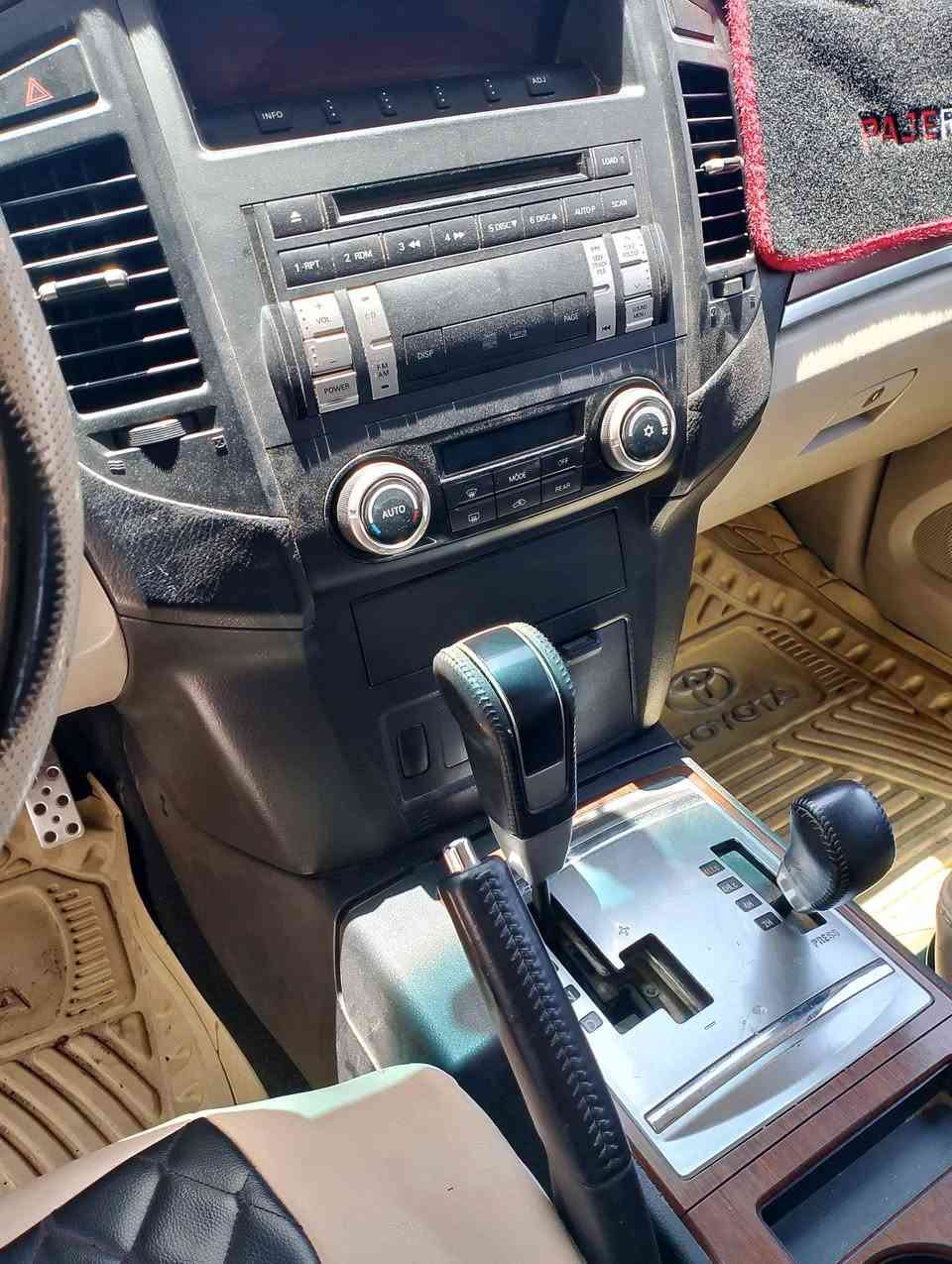 عندي باجيرو بلاديه ونظيفه بيها شبر صبغ فقط 2009 أريد مراوس بمهافي نظيفه 11او12


**إذا كنت صاحب هذا الإعلان وتريد حذفه لأي سبب، رجاءا أرسل رسالة إلى الدعم الفني**