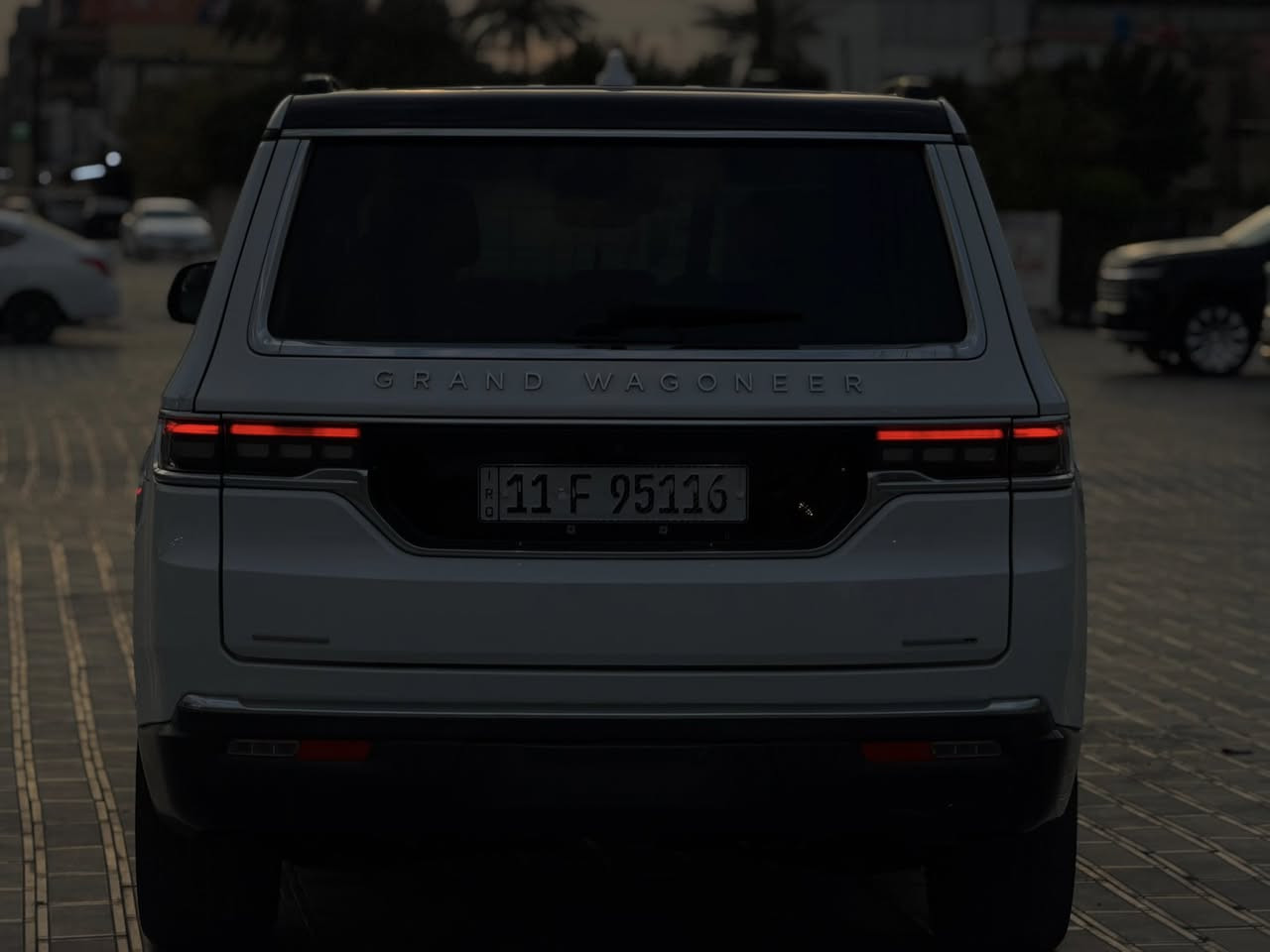 جيب واكنير 2022 فول مواصفات 1/1
ياالله 

السلام عليكم جيب واكنير 2022 سيريس 3وارد امريكي

Jeep Wagoneer Series Iii 2022 White 5.7L 8

         حجم المكينه : 5700 V8

المسافة المقطوعة : 38 الف ميل 

الضرر : سرقه بيبان جاملغات بنيد صندوك  ومبدل بيبان جاملغات صندوك بنيد نفس الون 

          حالة الايرباك : سليم مطاك ولا ايرباك   

#مواصفاتها

1.ثلاث شاشات

2.بصمه

3. تشغيل عن بعد

4.دوسات جانبيه

5.كشنات جلد

6.كشن السايق ميمري

7.كشنات كهرباء

8.صندوك كهرباء

9.حساسات خلفيه

10.3 قطع تبريد 

11.اشاير بالمري

12.رادار امامي

13.رادارات 360

14.ثلاث وضعيات قياده

15. بنوراما فتحتين

16. كير ماوس

17. نظام منحدرات

18. هيترات بالكشنات حار بارد

19.ويل كب كروم

20.لايتات لد

21.بكلايت لد

22.كشافات

23.بصمة ابواب

24.سبعه راكب

فول مواصفات 1/1 جاهزه مرقم بغداد تحويل ثاني يوم

#السعر اتصل وتدلل   

تفاصيل اكثر هذا رقمي *********** تحياتي 

مكاني بغداد حي الجامعه
