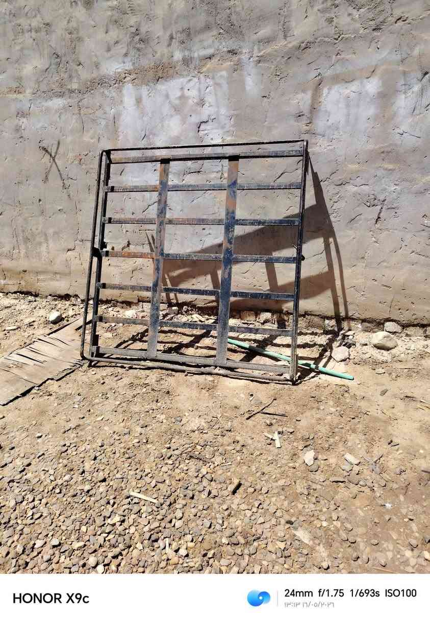 السلام عليكم
سيبايه جيب شخاطه للبيع السعر ٧٥
مكان بغداد قضاء الزورا رقم الهاتف ***********
