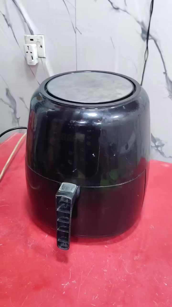 سلام عليكم شباب قلايه هوائيه مستخدم نضيف بهل شكل شغاله لتخدمه ينطينه سعر وبل عافيه


**إذا كنت صاحب هذا الإعلان وتريد حذفه لأي سبب، رجاءا أرسل رسالة إلى الدعم الفني**