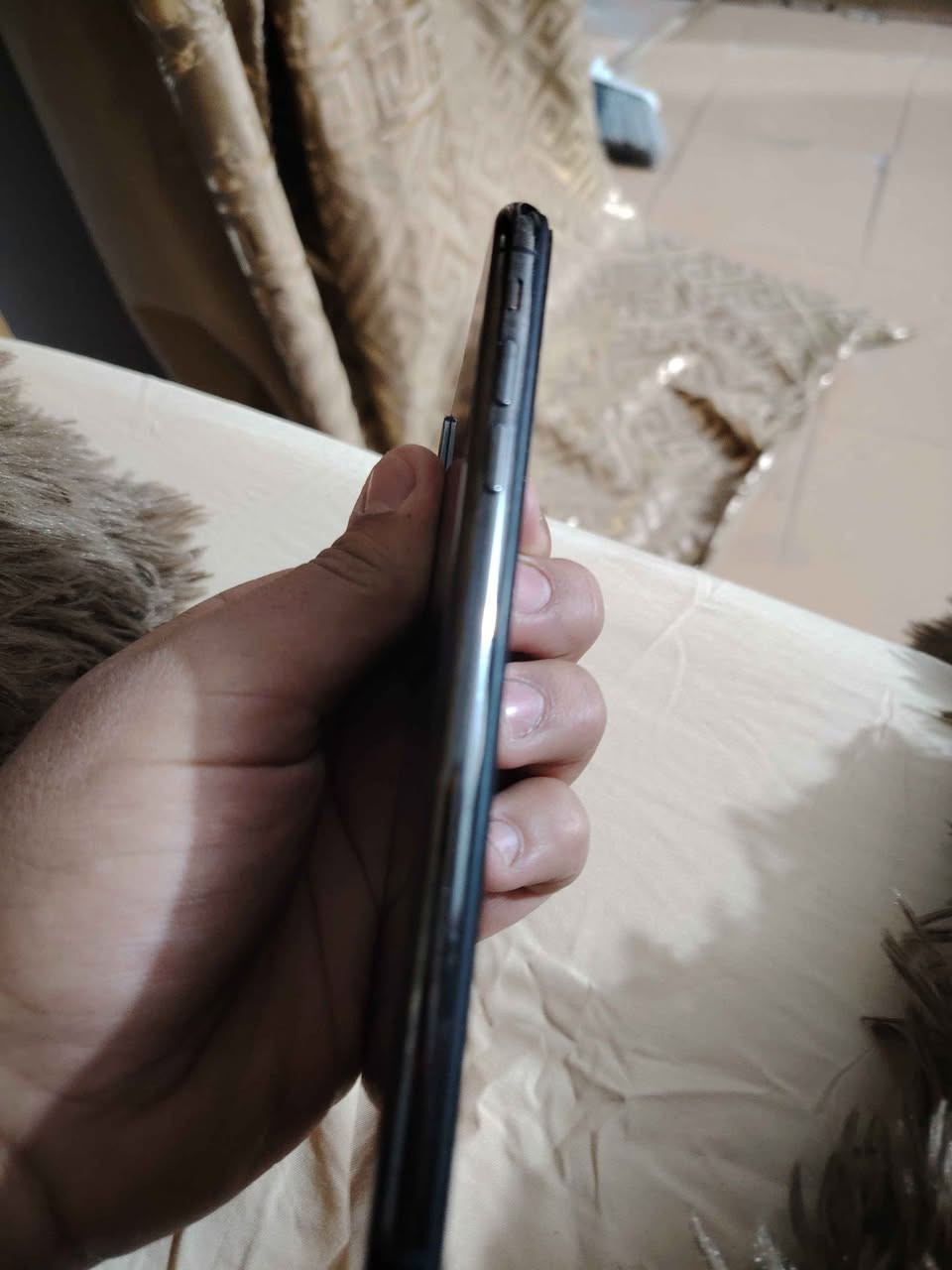 سلام عليكم  من رخصه الادمن الكروب جهاز اكس ماكس جهاز جديد مبدل فقط شاشه ولباقي كفاله بطاريه مامعله 80 مكاني بصرة زبير  محله شمال.
سعرة 150 وبيه مجال قليل. 
رقم: ***********
 جهاز بدون ملحقاته الزبير, البصرة
