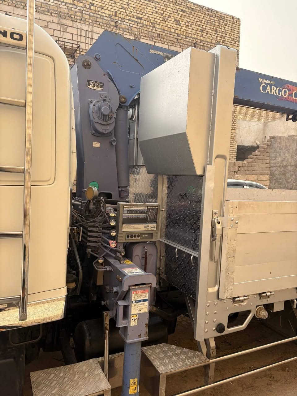 السلام عليكم كرين للبيع هينو شيطان مديل 2023مكينه 6سلندر سوبر جهاز كاركو سلايتين فول سيفتي جاملغات ستيل سبايدرات ستيل سياره خير من الله المكان ناصريه مركز رقم الهاتف
***********
