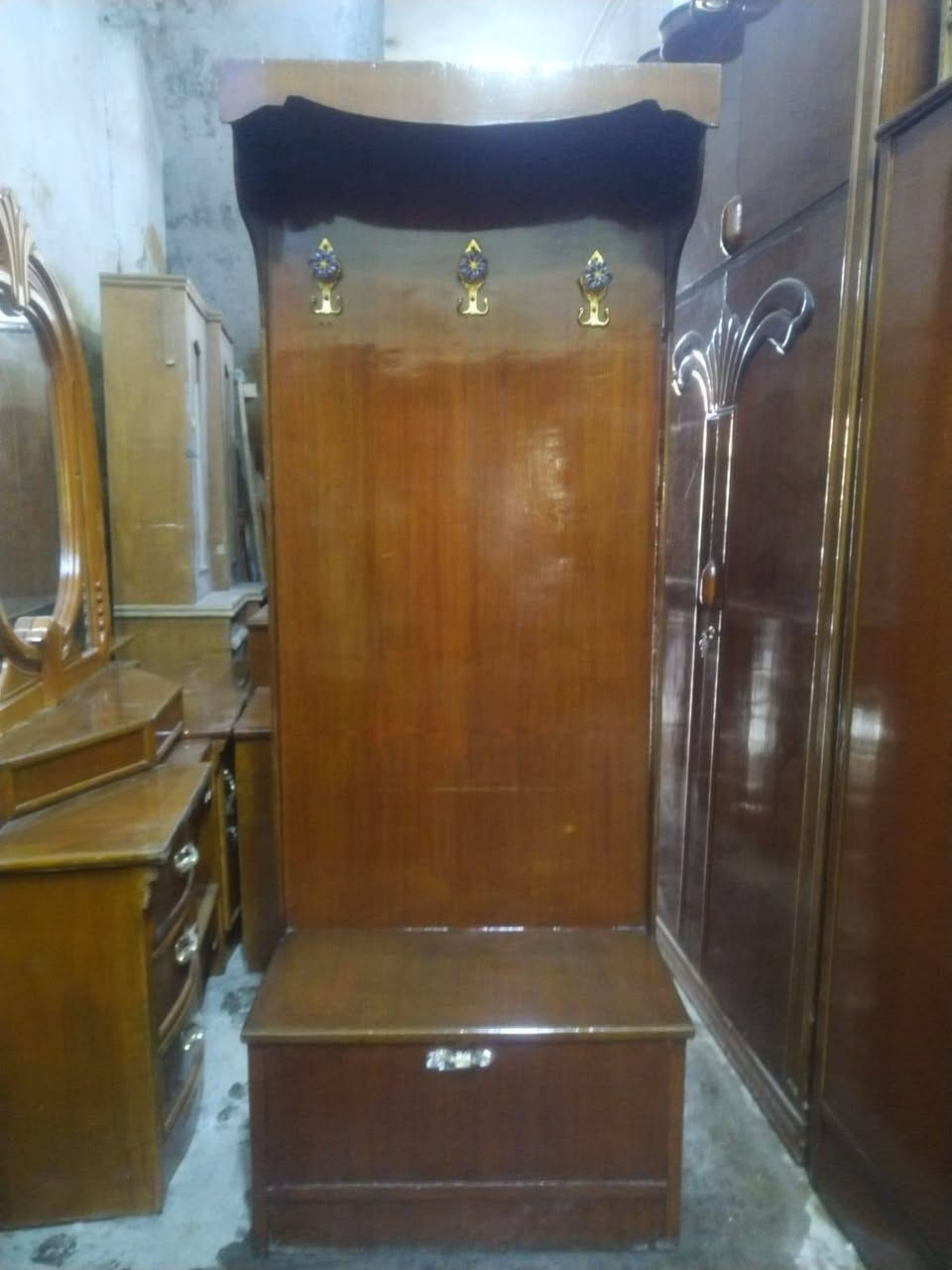 غرفه 6 باب طابق واحد صاج داخل وخارج مستعمل نظيف بغداد الأمين الثانية *********** سعر ٥٥٠
