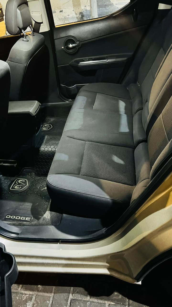 دوج افنجر مديل ٢٠١٠ رقم اربيل وكاله بسمي مكينه جديده تبريد شغال منضومه كامله مبدل السعر ٤٥ العنوان البصره الجمعيات ***********
