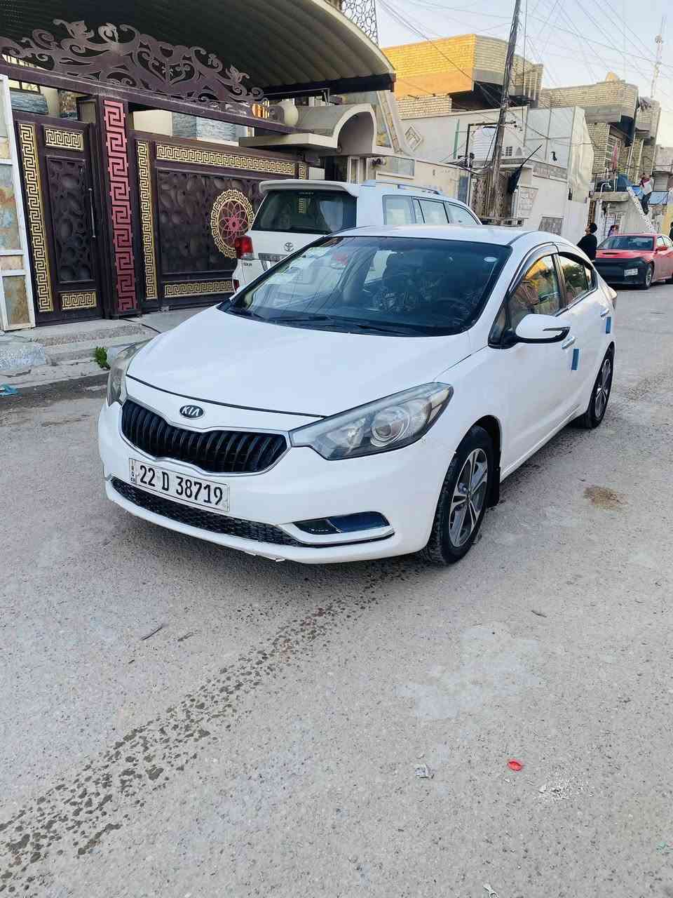 السلام عليكم سيراتو خليجي  14 سياره جاهزه مكينه كير تبريد تدفىه صدر امامي خلفي مكفولات بيهه جفيه رققم اربيل بسمي وكاله  الدولي  سنويه 28 تريدوكاله لو تحويل السعر 79 بيهه مجال قليل العنوان بغداد ***********
