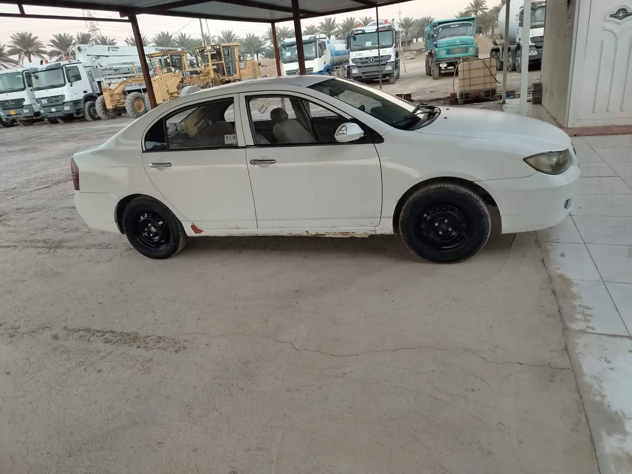 السلام عليكم للبيع ليفان 620 2013 السعر ٥٠ وبيها مجال او مراوس حسب القناعة العنوان بغداد بسمايه للاستفسار ***********
