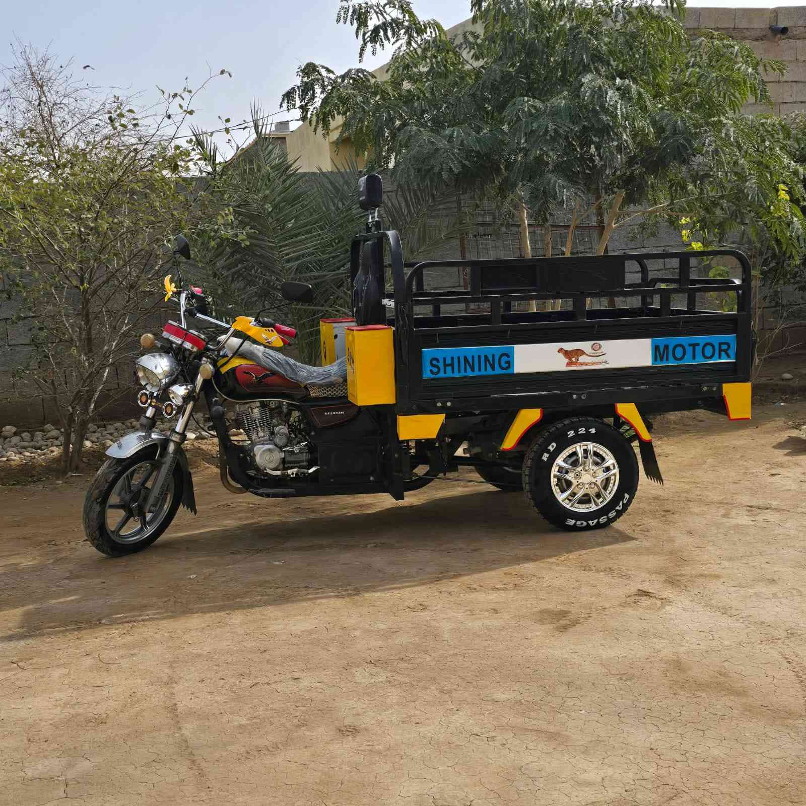 السلام عليكم ورحمه الله وبركاته ستوته جمره البيع موديل 23سعر 1650بيه مجال حك جيه  مكاني طارميه شارع شهداء رقم ***********اثير.   كوارك ***********
