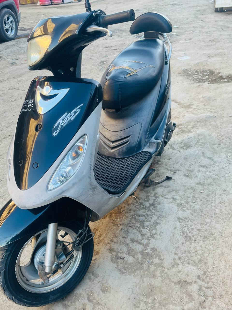 السلام عليكم دراجه جديده مكاني حله نادر الثانيه كفاله عامه 
***********
