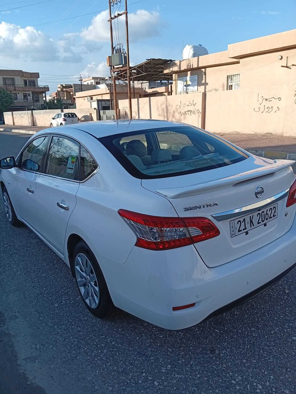 سنترا موديل ٢٠١٩ ماشي ١٠٢الف بدون صبوغ بها تعديل بارد شبر بونيت وشبر باب خلفي سكن مع كوبون بنزين سعر ١٢٦ رقم موبايل ***********
