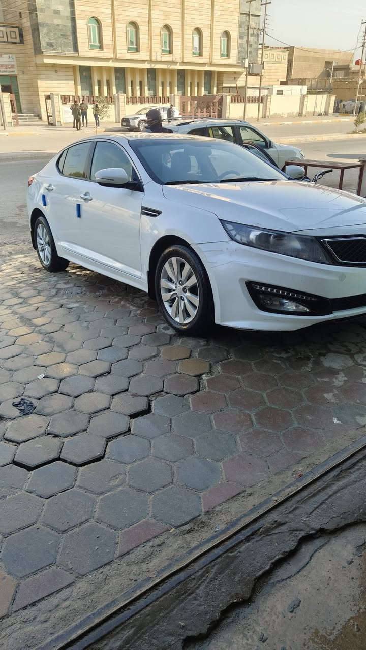 اوبتيما 2014 خليجي 2400 بيها قطعة وحدة جاملغ خلفي سيارة جاهزة من كلشي حدادية فول وتخم تاير جديد الشراي فقط يتصل ***********
