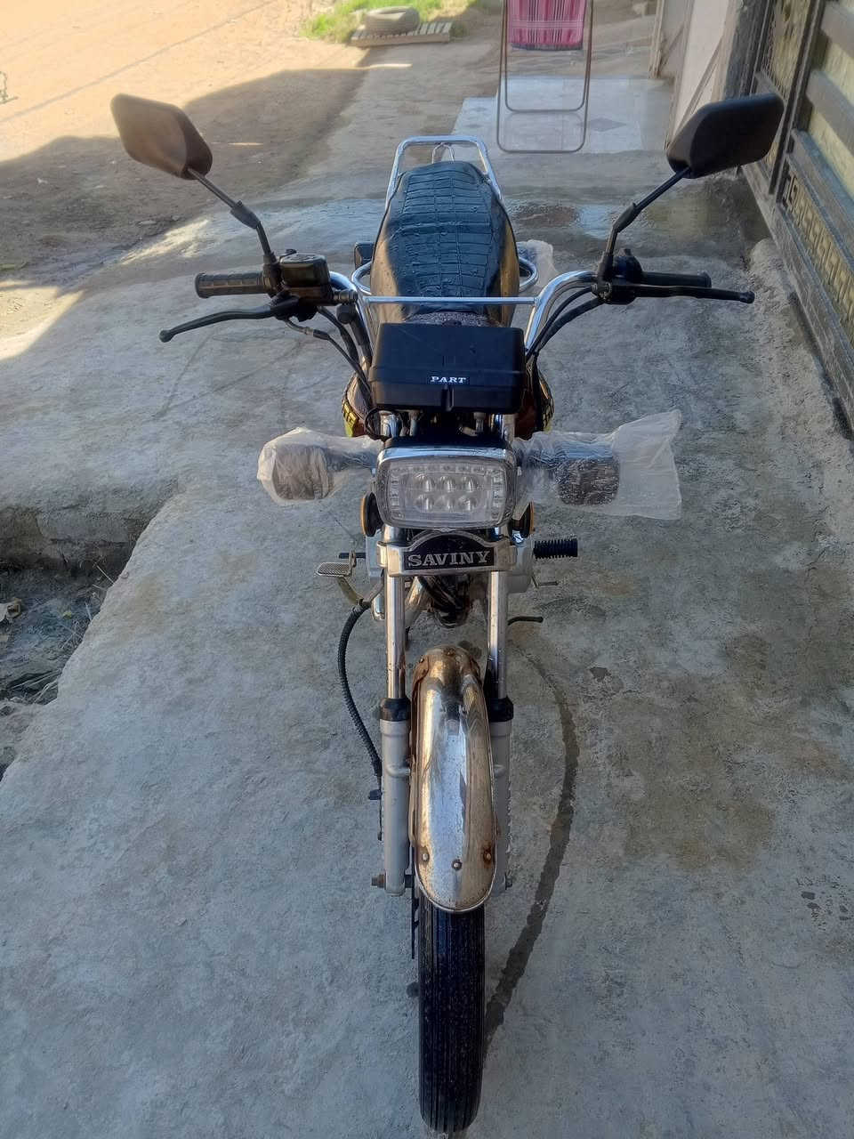 سلام عليكم دراجه خير من الله تجفيت جديد مال شركه بعدهي جاي تسحك اوراق كامله دراجه نضيف كمله من كلشي بس ناقصه بك ليت تريد تبدله تريد بس شدله كلوب كلشي شغال بس عندك باتري تعبان  موديل ٢٠محدثه٢٥لمراوس بوكسر او تيفي اس مكاني ديالى بعقوبة كطون رحمه


**إذا كنت صاحب هذا الإعلان وتريد حذفه لأي سبب، رجاءا أرسل رسالة إلى الدعم الفني**