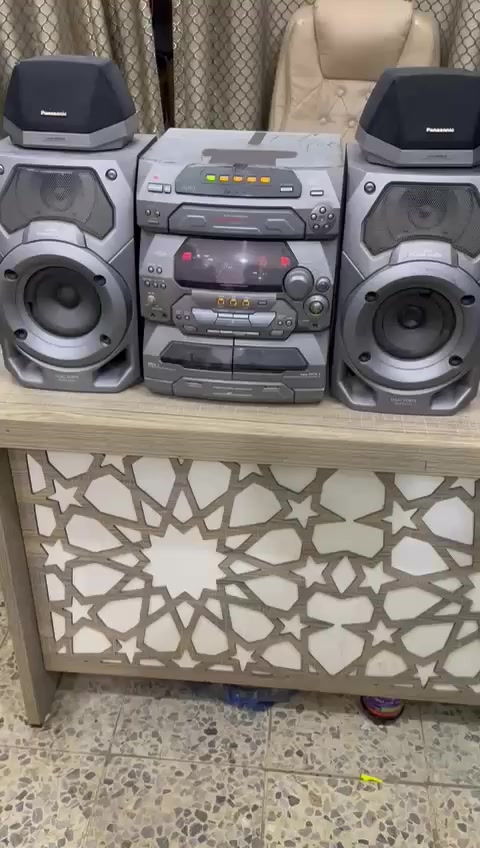 مسجلين أل جي وبناسونك محورات بلوتوث  سعر الواحد 40 ألف بيهن ضرر صبغ رش قليل يوجد توصيل


**إذا كنت صاحب هذا الإعلان وتريد حذفه لأي سبب، رجاءا أرسل رسالة إلى الدعم الفني**