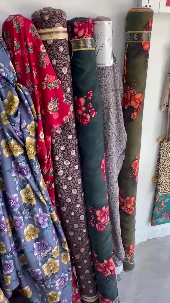 ياالله
بنات الي تريد قماش واسعار مناسبه تلكا يم هذا،الولد قماش ونفس،المكان مستلزمات خياطه يعني متضلين حايره تاخذين القطعه وترهمين وياها مستلزماتها ومكانهم

 ب المضبوط بمكان بيت التركي مال الأثاث

*********** وهذا رقمهم
