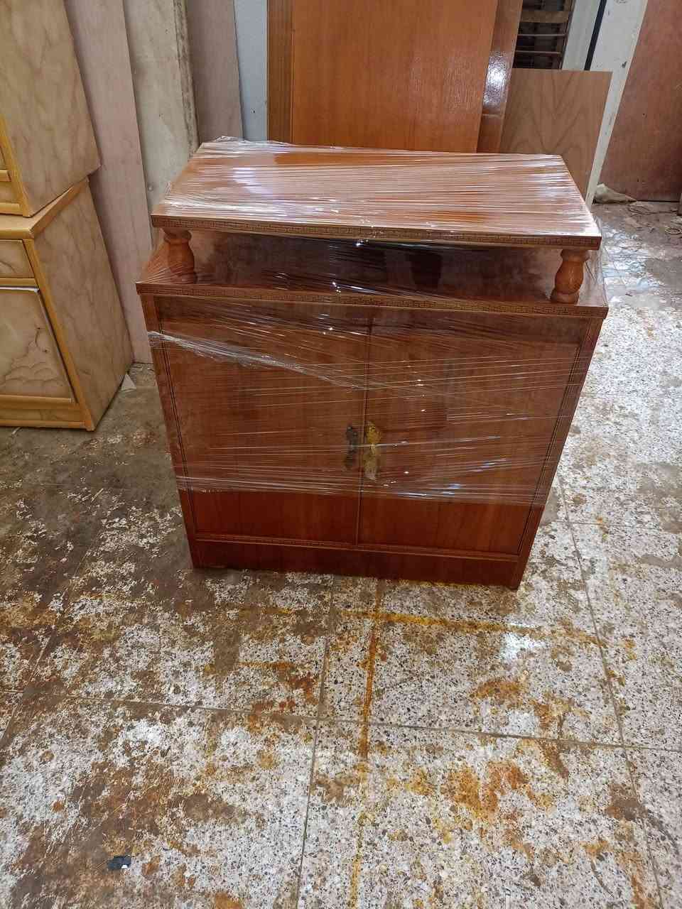 غرفة نوم عراقي مستخدم اخو الجديد وباسعار مناسبة شغل درجة اولى مرتب ضهر جرجوبة السعر 800 الف وبيها مجال للطيبين 
رقم الهاتف ***********
