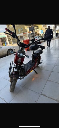 دراجه شحن 4 نمر استخدام يوم واحد يومين فقط؟؟؟؟ 07701817659