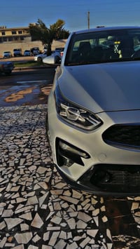 سيراتو 20 السياره جديده بكل كلمه وكاله سردار ماشيه ٣٩ الف  السياره فول...