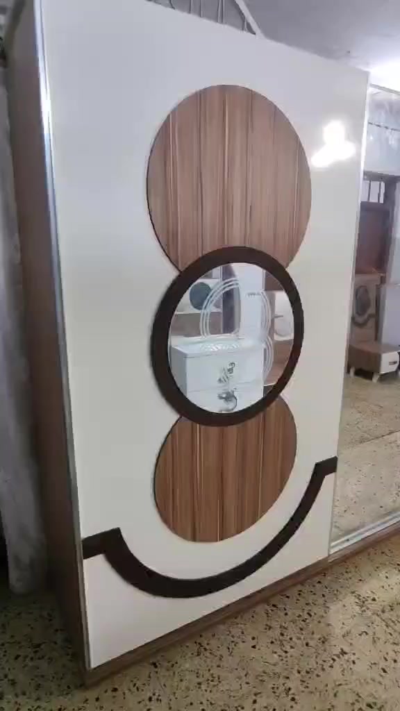 غرفه نوم تركي الكشن مخزن مع دوشك 
5 قطع نضيفة 
السعر 450 وبيها مجال


**إذا كنت صاحب هذا الإعلان وتريد حذفه لأي سبب، رجاءا أرسل رسالة إلى الدعم الفني**