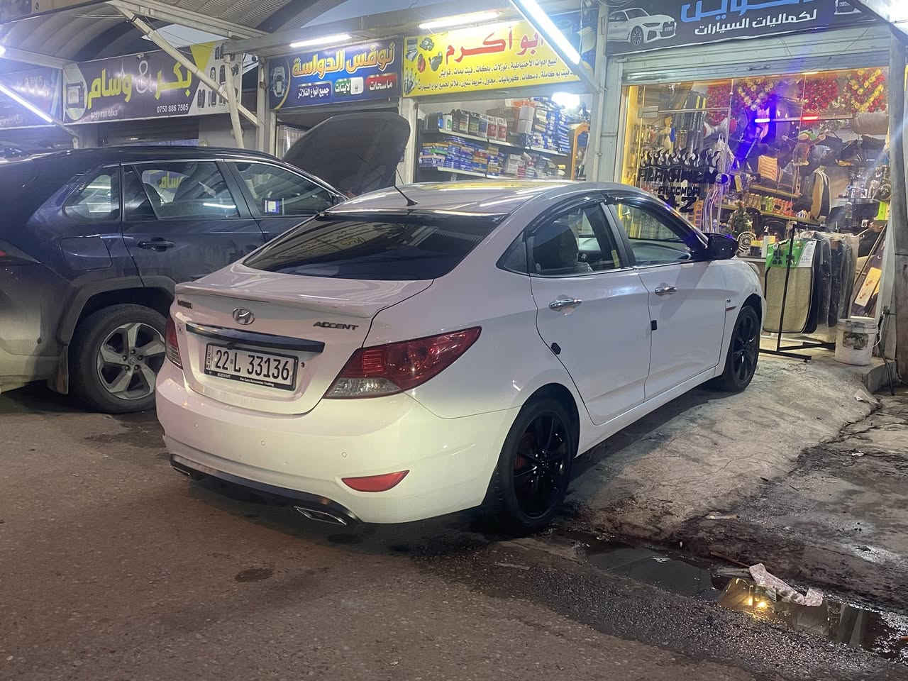 السلام عليكم 
اكسنت موديل ١٣ 
رقم وسنوية جدد باسمي السيارة جاهزة ماناقصها كلشي كابون بانزين طخم تاير جديد ادامة كاملة 
بيها ٤ قطع صبغ ا
السعر ٨٨ وبيها مجال بسيط 
***********
