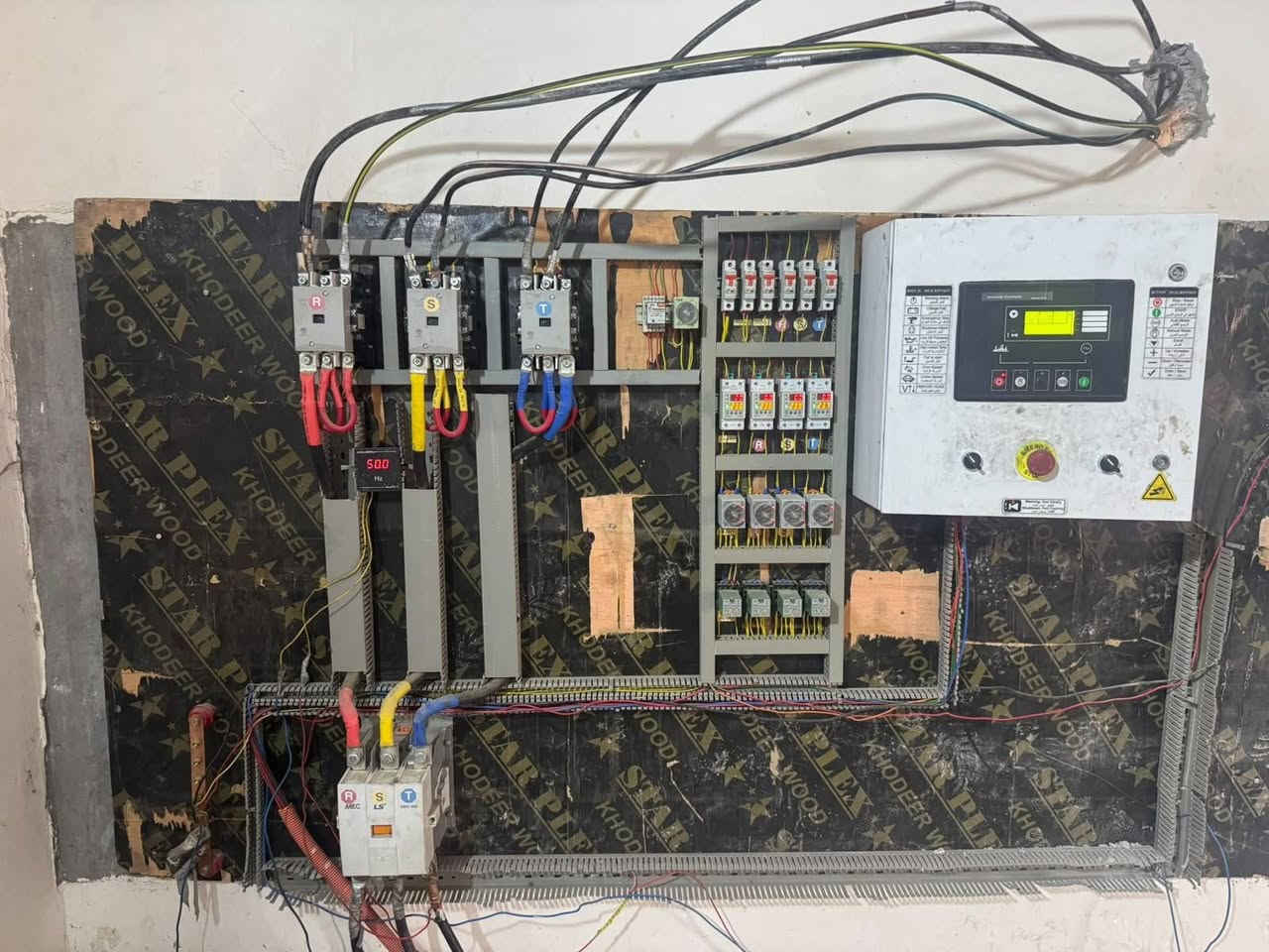 موقع لبيع ناصريه كشمره سجن لصلاحي مكاين ثنين وحده 13 وحده شتاير مجاز جازته 200 كيفي مامطلوب اي شي لا كهرباء ولا ضريبه مصفر اي شي حمل لمولد 850 وقابل لزياد تصال على هاذه رقم ***********
