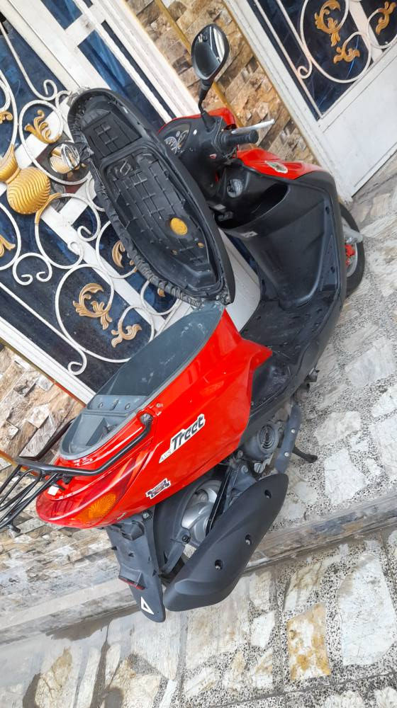 رمضان كريم// للبيع او مراوس 
بدراجة نظيفة او جديدة ٦٠
او دراجة صغيرة مع الفرق 
اكزز تريت يابانية 🇯🇵 نظيفة كلش 
ومعتني بيها وكلها شغالة وبلادية 
ماشية ٢١ فقط/ نوزل خطين سكليتر
سويجين الاصليات مالتها موجودات 
استاند حساس كهربائي/ اللون مميز 
احمر / ماخذها رمبة قبل فترة قصيرة
أوراقها موجودة ووصل المعرض بسمي 
كفرات بلادية مكينة بلادية
وشرط قبق كلج مامفتوح  
واكفلها اذا برغي مفتوح بيها 
تخم شادلهة تايرات/ طبقة نانو 
سيراميك جلاتين مسويلها 👍
عنواني بغداد الكاظمية/ السعر 
٨ ورقات وبيهة مجال لليشتري 
للتواصل رجاءا اتصل وخاص 
*********** وبي واتساب بغداد, العراق
