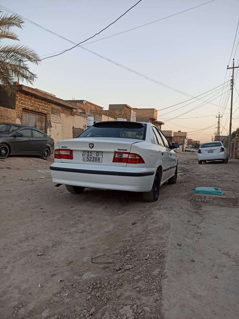 سلام عليكم من بعد اذن الاداره سياره سمند موديل 11 للبيع رقم بغداد إنكليزي سياره جديده وجاهزة تبريد تدفئه سعره 43 وبيها مجال قليل للاستفسار الاتصال على الرقم الموجود ***********بيع او مراوس
