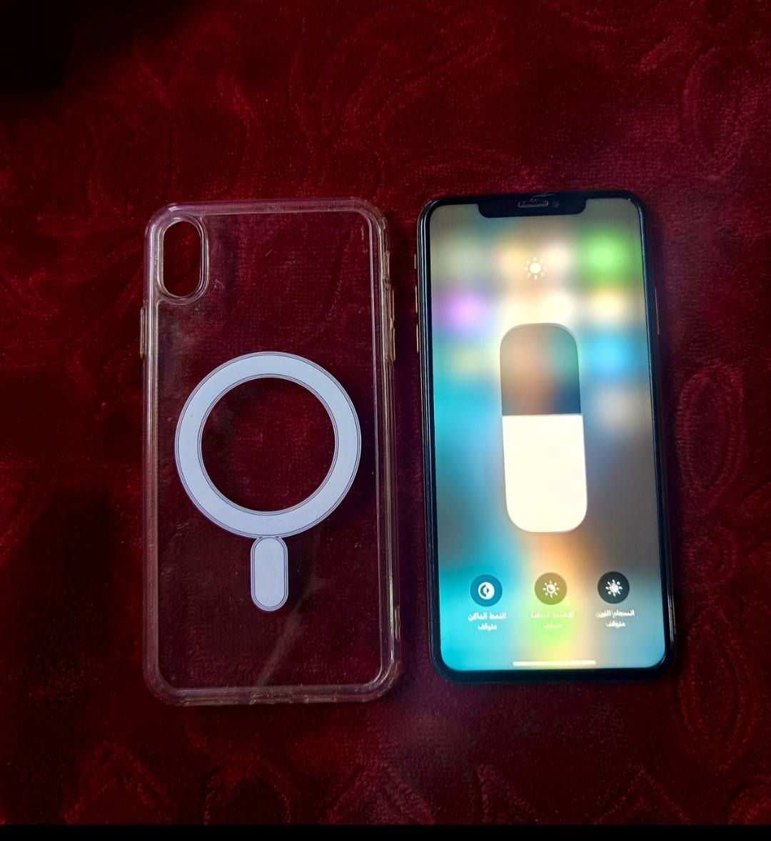 السلام عليكم
ايفون اكس اس ماكس
Iphone Xs Max 
نموذج M
ذاكره 512 
بطارية 100 مبدله
ركزلي عل ذاكره 512
شاشه 3 خيارات
جهاز نضيف زلغه مابي وذاكرته عملاقه
سيم كارت واكف وهو شريحتين للاسف
بدون ملحقات فقط حافظه

رايده  170 الف او مراوس
مكاني بصره


**إذا كنت صاحب هذا الإعلان وتريد حذفه لأي سبب، رجاءا أرسل رسالة إلى الدعم الفني**
