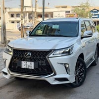 لبيع لكزز 2020سوبر سبورت  كفالةعامة من الصبغ والبارد  مغلفة PPF السيار...