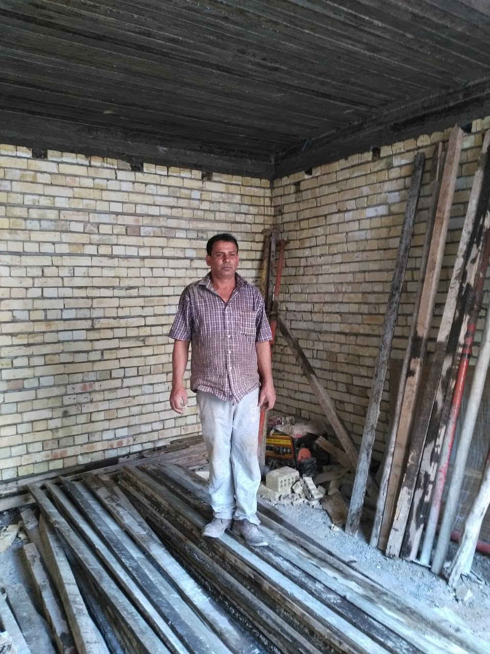 السلام عليكم نجار قالب بغداد الكرخ نجاره تسليح وصب ***********
