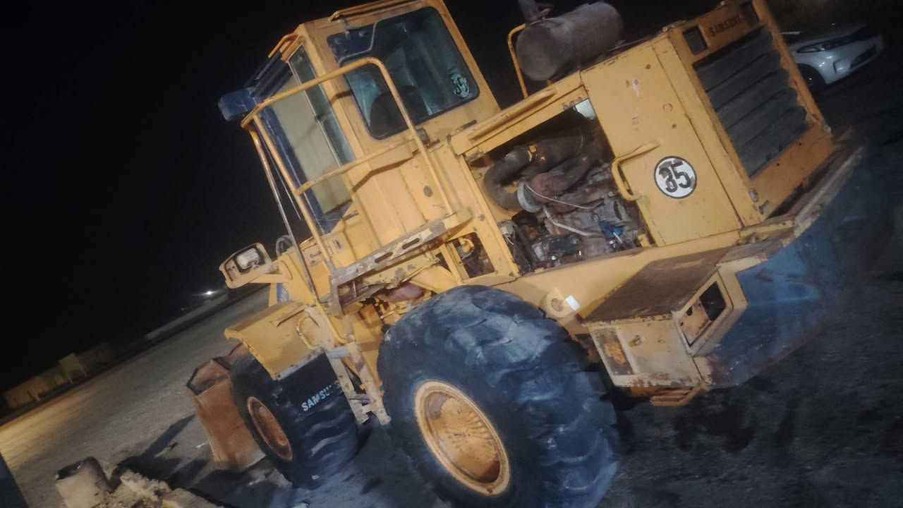 سلام عليكم شفل سامسونك حجم 70محرك كمنز بلادي سعر 110وبي مجال للشراي للاستفسار اتصال ***********//////***********
