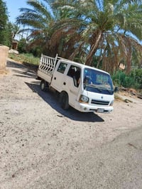ام عيون دبل قماره موديل ٢٠٠١ ام حاكيه سياره بلاديه رقم بغداد الماني  ب...