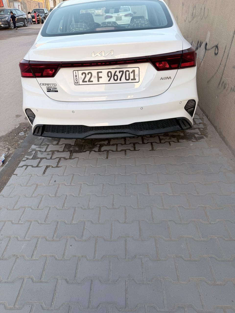 اخواني الطيبين اني مكلف بالنشر
السلام عليكم ورحمه الله وبركاته 
كيا سيراتو موديل 2024 
رقم اربيل تريد تحويل تريد وكالة 
تبريد خلفي 
تحكم كامل + بلوتوث 
ماشية 12 الف 
سيارة جديدة وبالكارتون 
استخدام ايد وحدة 
محرك 1600 
تبريد خلفي 
لد نهاري 
بروجكتر لد 
سيارة جديدة بمعنى الكلمة 
حساس خلفي 
وبقية المواصفات المعروفة 
المكان : النجف الاشرف 
للاستفسار : ***********
