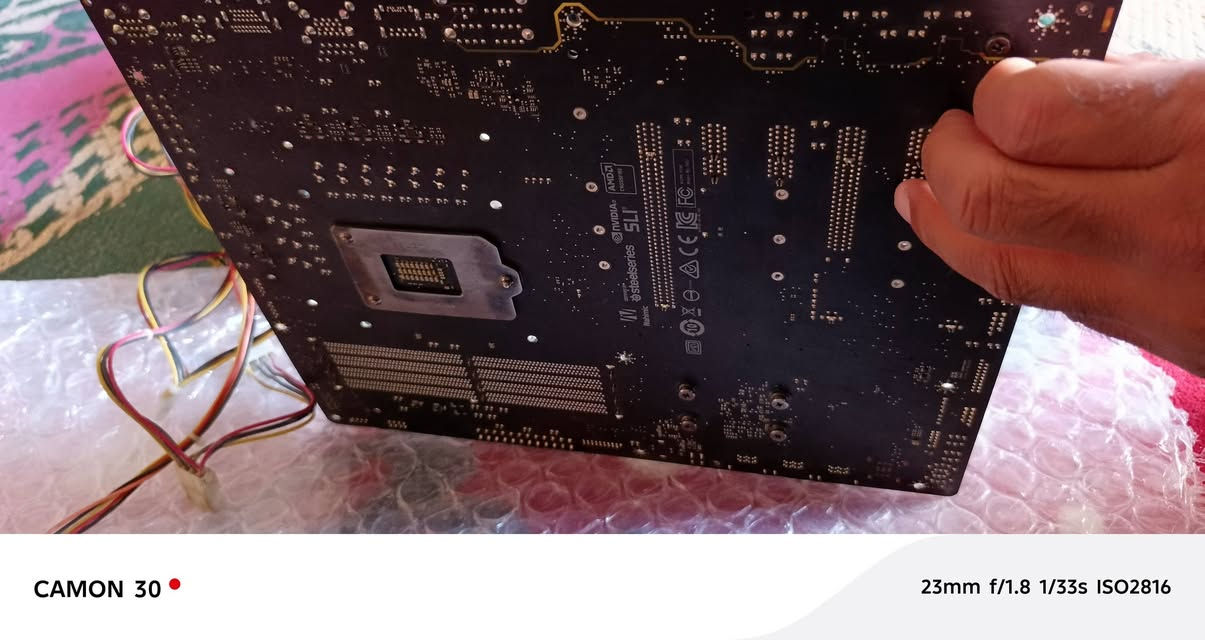 مذر بورد جيل سادس وسابع msi z270 مع معالج i5  جيل سادس شرط الشغل قيم واخذ مقطع الفحص الفديو موجود بلمنشور


**إذا كنت صاحب هذا الإعلان وتريد حذفه لأي سبب، رجاءا أرسل رسالة إلى الدعم الفني**