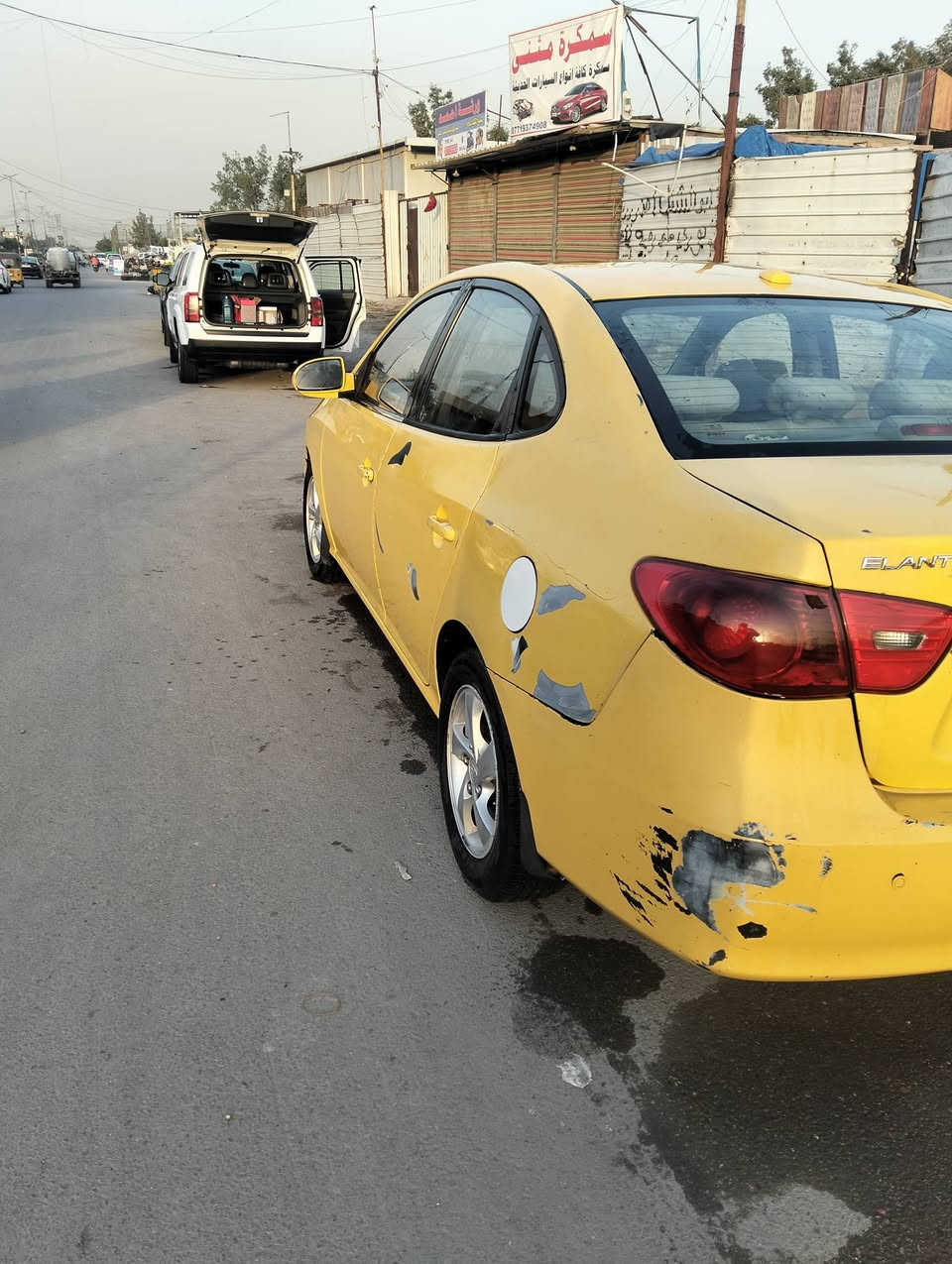 السلام عليكم...النترا 2008 وارد امريكي... الضرر جاملغ امامي ايمن واصل للغد...كير ومحرك مكفولة صدر امامي نضيف...بيهه ضربة جاملغ خلفي صفحة السايق بدون دواخل...سيارة رقم ديالى...السيارة بأسمي  تحويل ثاني يوم ... مشروع وطني...السعر 75 ورقة وبيهه مجال ...مكان السيارة بغداد مدينة الصدر شقق الحبيبة ***********
