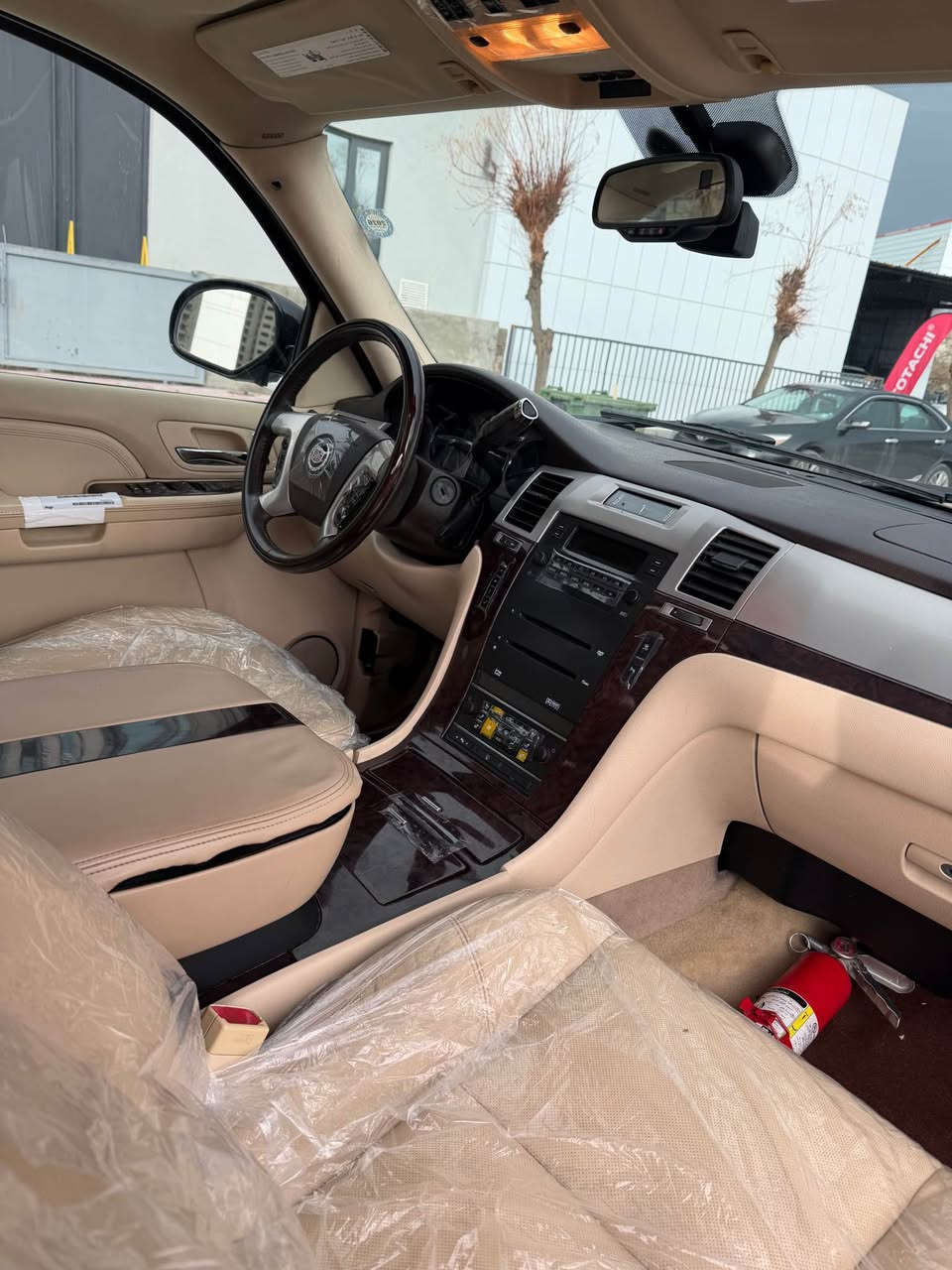 كديلاك 2007   خليجي  شريكة منصور   📦📦📦📦

اللَّهُمَّ صَلِّ عَلَى مُحَمَّدٍ وَعَلَى آل مُحَمَّدٍ

رقم /    ***********

🔷كديلاك  2007  لوك  لوك  شرط   ماشى  117  الف كيلو📦

🔷سياره مواصفات معروفه ( بلاتينيوم  )

🔷 مواصفات   معروفة   فولل فول 

🔷سياره (V8 )    _ (DVD ) شاشات

🔷سياره (3 ) سويج  بيلادي موجود

🔷مكفولة  كفالة   ماعد    شبر  تكحيل  كارت مامبين  

🔷سياره ماشيه  117    الف كيلو حقيقي

🔷4 اطارات و ويل جديد شريكه 

🔷سياره داخل بيجى   كوشنات جلد

🔷سياره محرك بشرت مامفتوح جديد جديد

🔷 محرك (V8) 

🔷سياره حيل نظيفه كلشي علي بلادي لوك

🔷مواصفات

( فتحة ...  شاشة DVD ... تشغيل عنبعود ... حساس 
... 7 راكب ... سنوق شفط ... دوسات كهربائى ... مرى شفط ... يدو ويل كروم ... بلاجكتور ... ڤوليوم ...  بعد )

🔷نظافه  ١٠٠٪ كامل سيرڤس بدون نقص و مصرف

🔷 سنوى  و فحس و هزة جديدة  لحد    2030  بسمى

🔷سياره مال بيت أي نقص مابيها

🔷نفس اليوم / تحويل و وكاله حاظر مباشر 
 

🔷 سياره داخل / سليمانيه 

🔷سعر ..  195  $ .. ورقه 

🔷رقم /   ***********  📲 السليمانية, العراق
