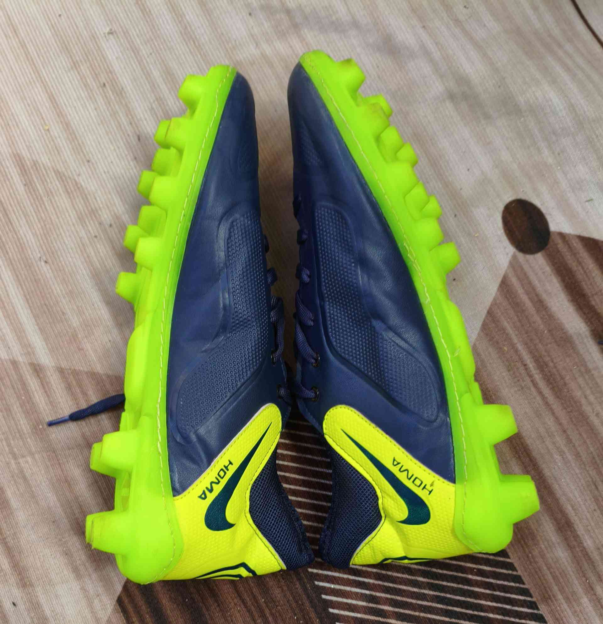 لبيع حذاء بسامير الاستعمال مره واحده السعر 12 المكان النجف حي العسكري كبل


**إذا كنت صاحب هذا الإعلان وتريد حذفه لأي سبب، رجاءا أرسل رسالة إلى الدعم الفني**