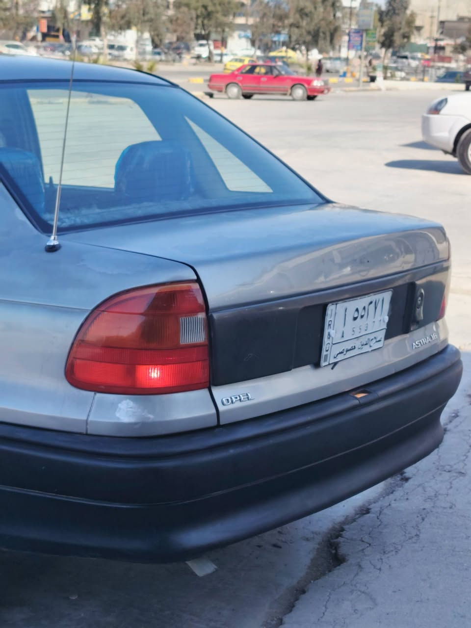 للبيع استره موديل (1995) المحرك والكير شرط حجم (16) تبريد جامات كهرب أستيرن بور كابون بانزين صبغ السقف مال تقحيل وجاملغات الأمامي فقط بدون ضرر وبدون دواخل  سياره جاهزه مايعوزها مصرف طخم أمامي خلفي جديد رقم الماني(صلاح الدين)سنويه عظم شرعي بل موصل السعر (45) رقم الهاتف(***********)
