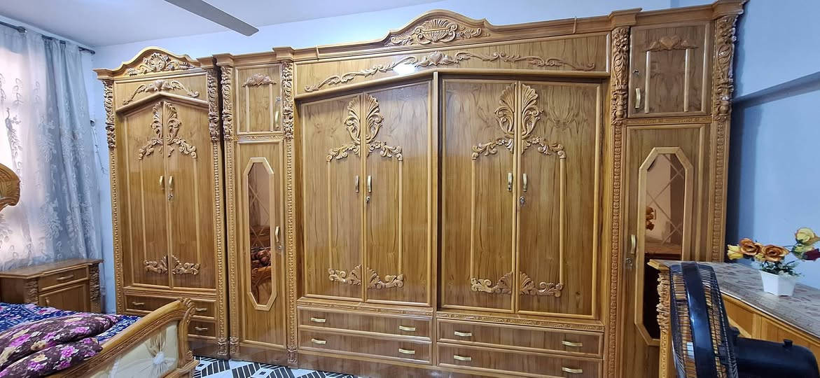 السلام عليكم غرفه للبيع جديده كنتور ست بوب ***********
