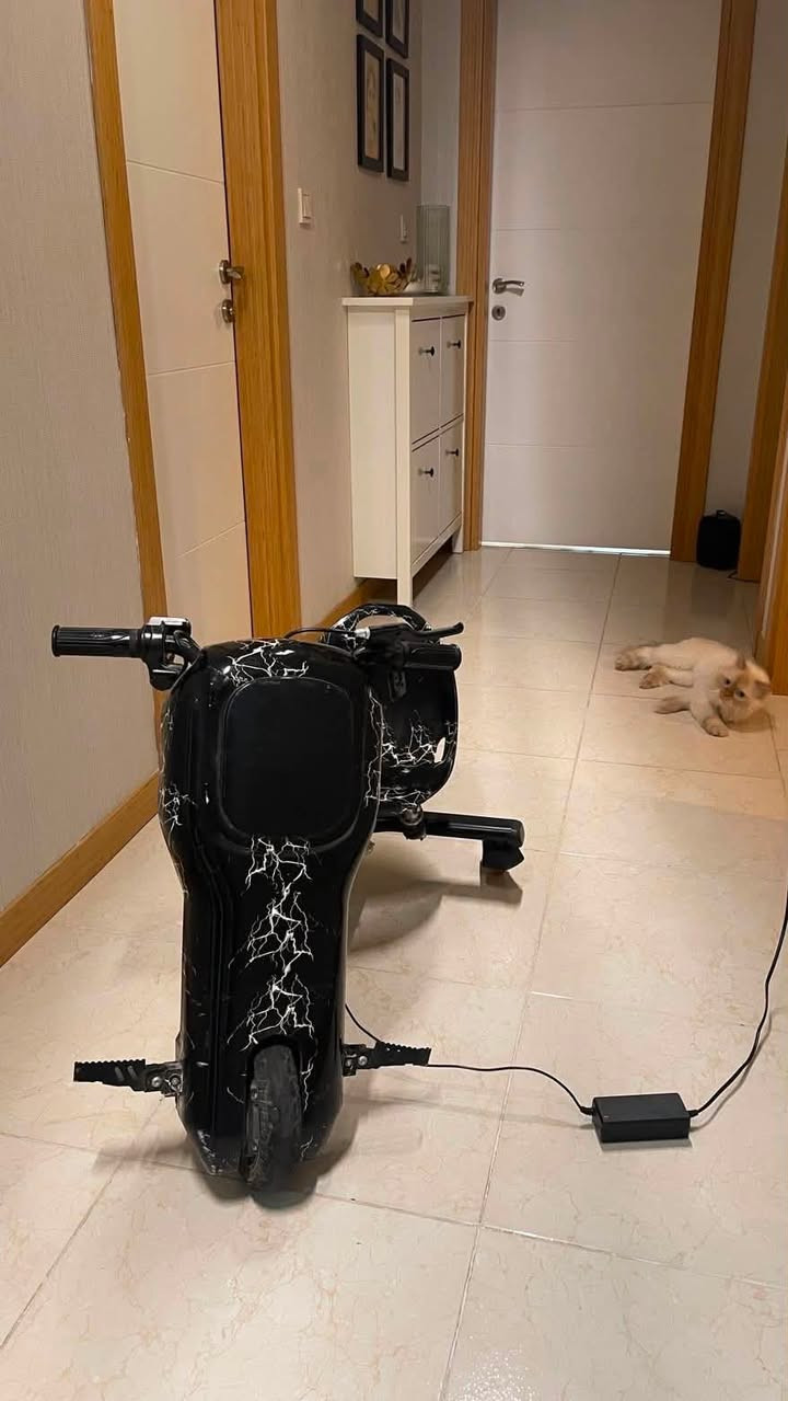 للبيع سكوتر جديد
استعمال قليل جدا 
السعر 160الف


**إذا كنت صاحب هذا الإعلان وتريد حذفه لأي سبب، رجاءا أرسل رسالة إلى الدعم الفني**
