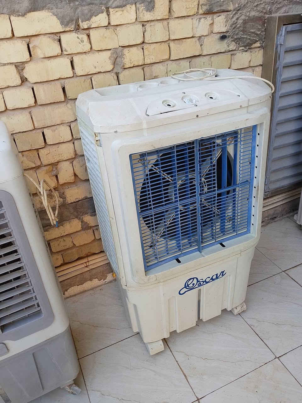 كمفورات عدد 2 عل فحص لوحده ب ٧٥ شارع 80 قرب مسجد الرحمن ***********  ***********
