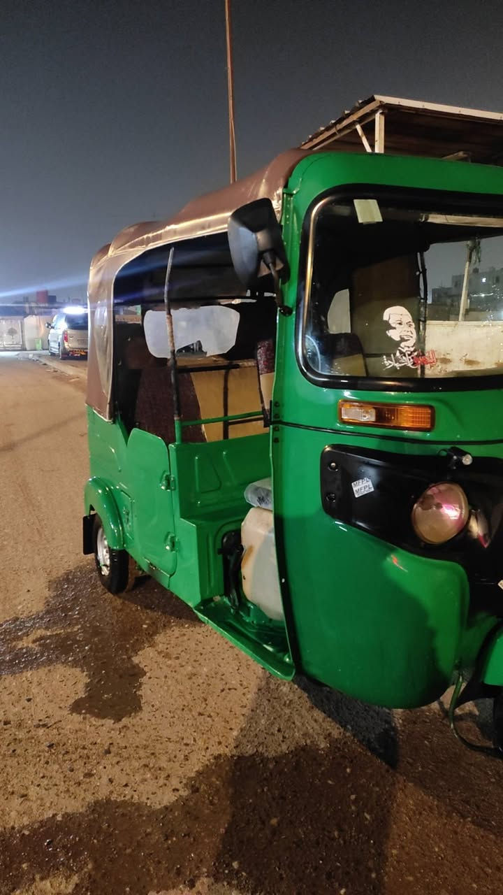 سلام عليكم تكتك اوراق سحب التكتك كفاله بس المحرك ينقص ***********. مكاني البصره
