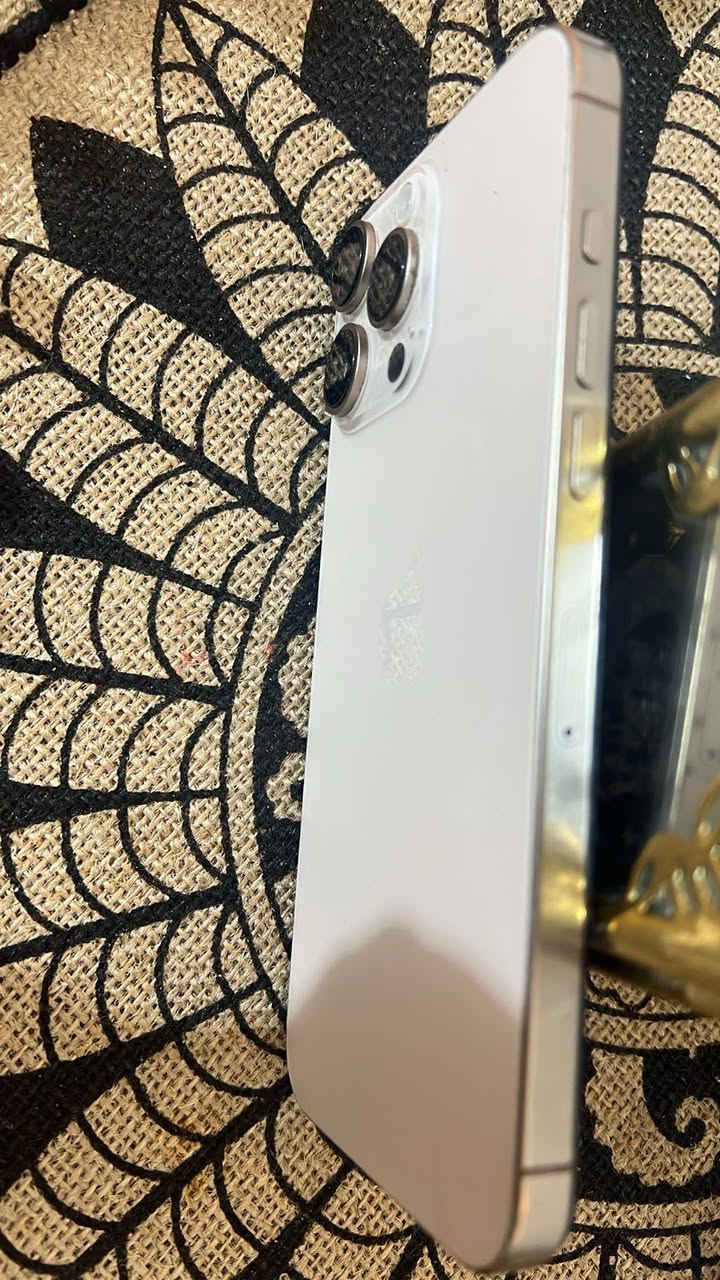 ايفون ١٦ برو ماكس ذاكره ٢٥٦ مبدل شاشه وبيه هاي سواد جوه جهاز نضيف جدا للبيع ٦٥٠ وبي مجال ***********
