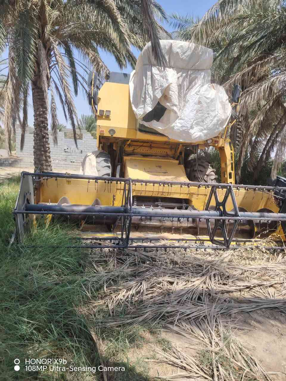 سلام عليكم نيو هولند للبيع 2006 
5 بلم السعر 55 الشراي يتصل ***********
